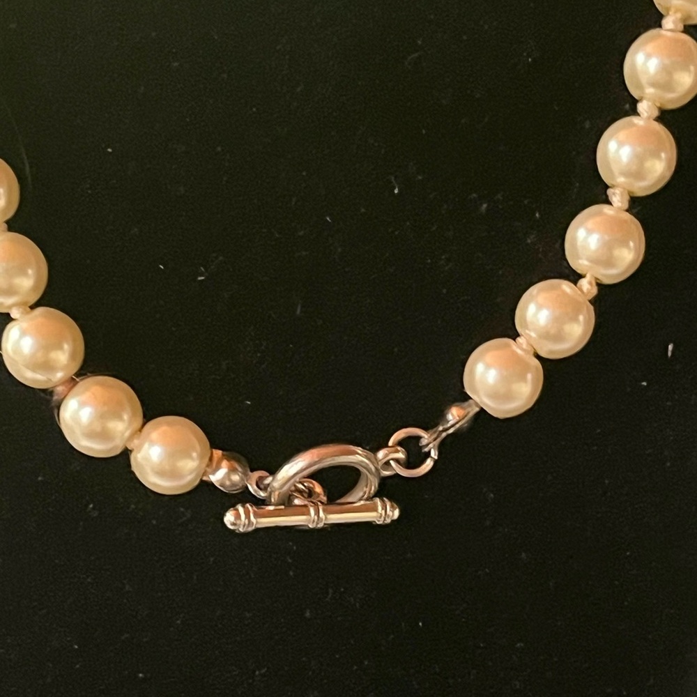Faux pearl matching bracelet and necklace - Picture 4 of 5